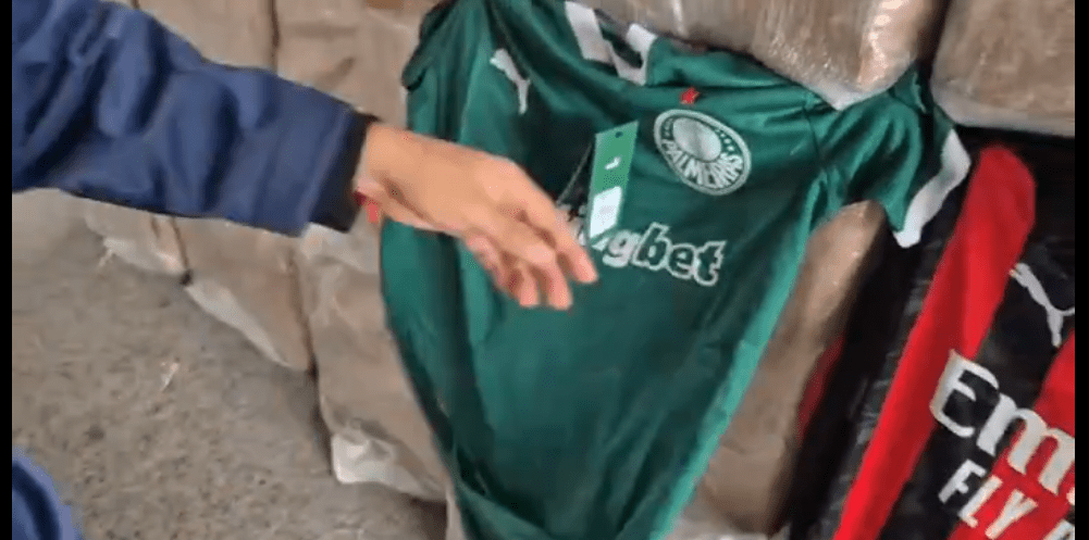 Descubren en Entre Ríos un cargamento millonario de ropa falsificada rumbo a&nbsp;Paraguay