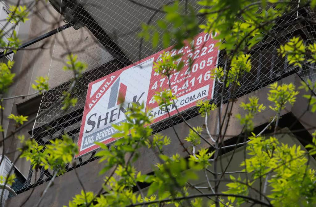 Alquileres cerca del millón: el nuevo piso del mercado inmobiliario que preocupa a economistas y tensiona el&nbsp;bolsillo