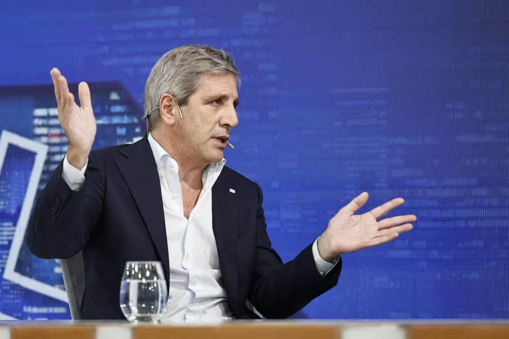 Caputo habló del pago de la deuda de enero y afirmó que buscarán evitar la emisión y reducir la dependencia de Wall&nbsp;Street