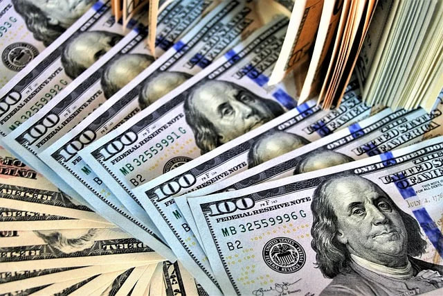 Dólar hoy: el tipo de cambio se ubica en $1.464,98 y los bancos venden cerca de&nbsp;$1.490