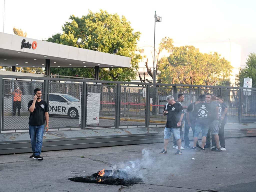 Cierra Fate y deja sin empleo a 920 trabajadores