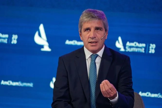 Caputo anunció un acuerdo con el FMI y se habilita un desembolso de US$1.000&nbsp;millones